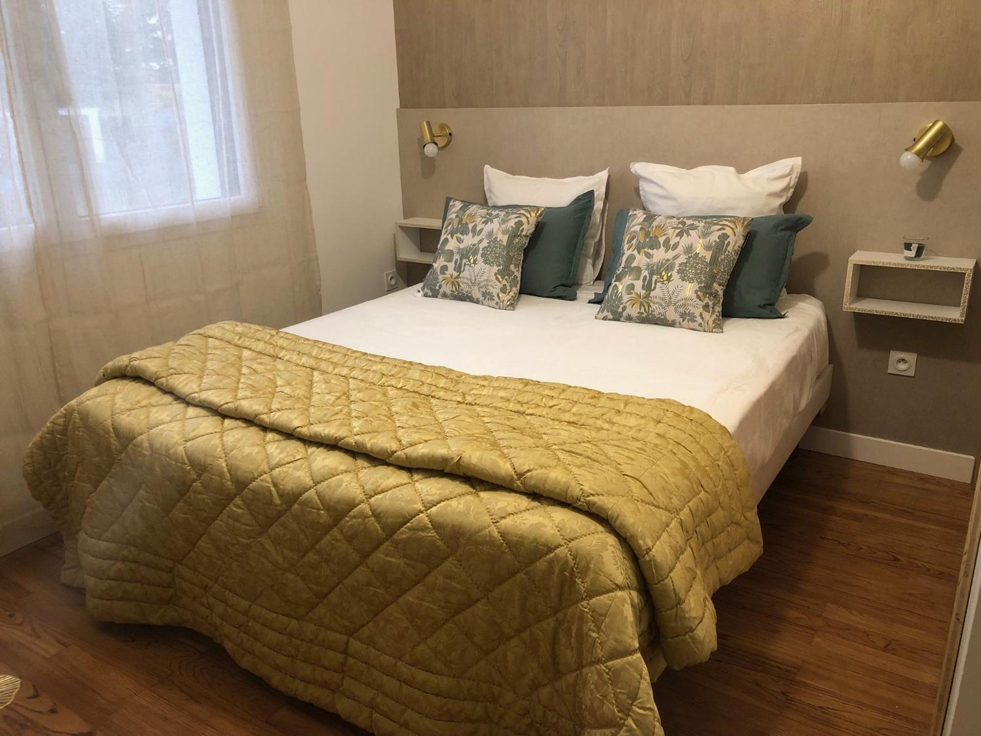 "Les Logis D'Argent" Chambre D'Hote Avec Wc, Sdb, Tv, Wifi, Option Petit Dejeuner , Parking Mimizan-Plage Exterior foto